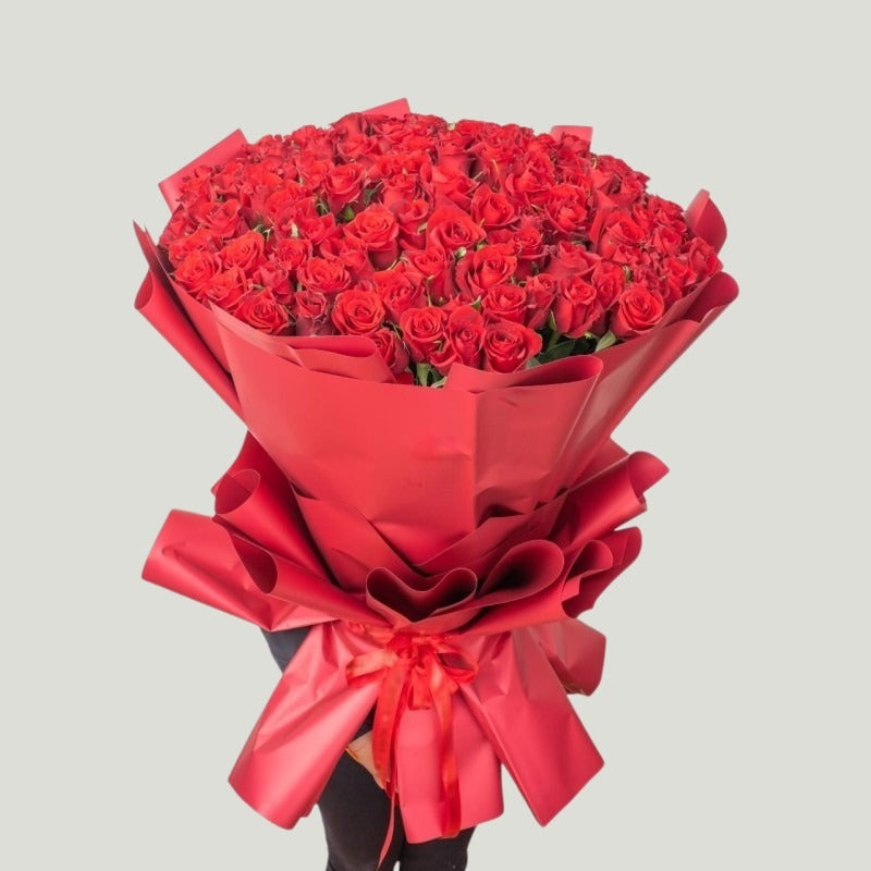 LUXURY RED ROSES BOUQUET
