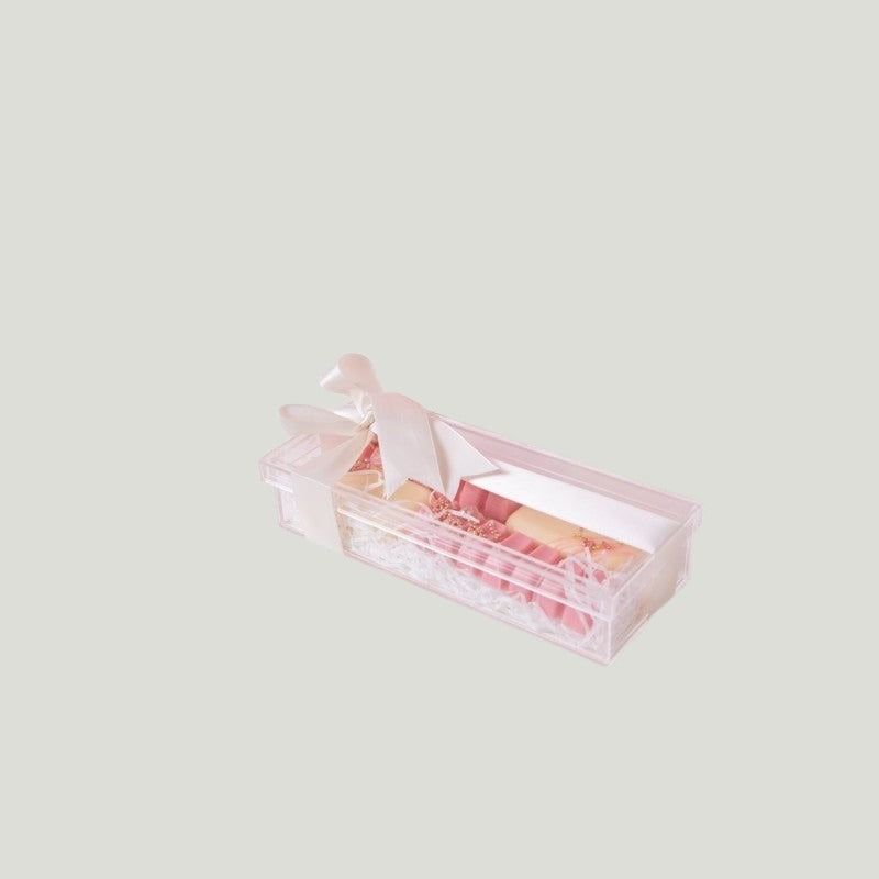 CAKESICLES AND CHOCOLATE BARS