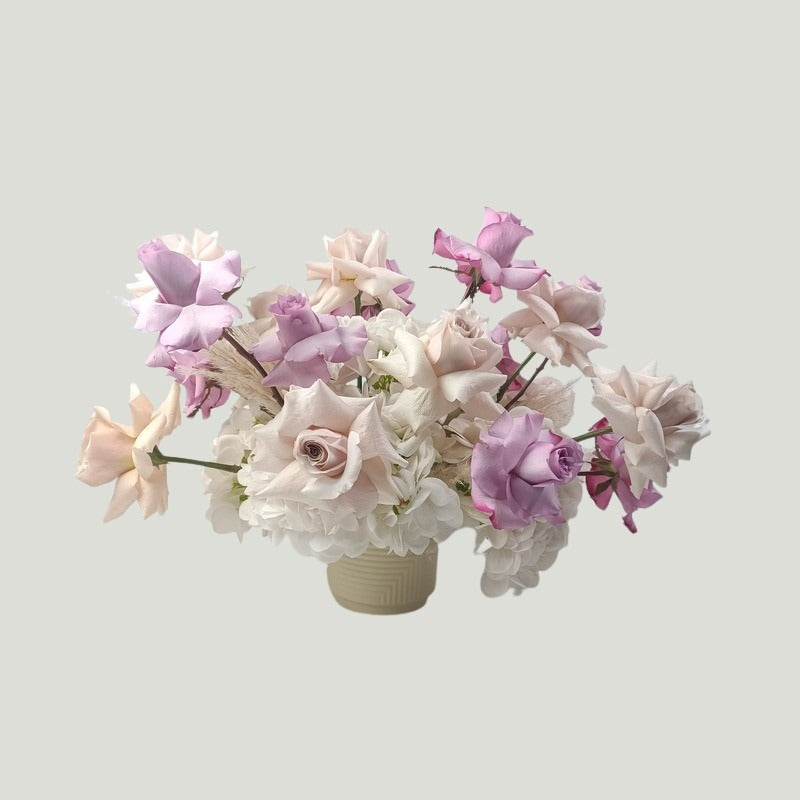 ROSES IN VASE