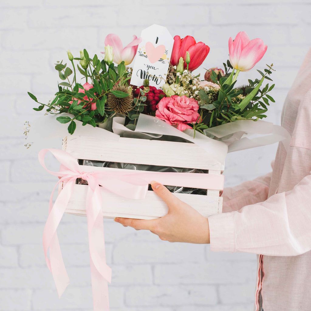 Flower Delivery in Dubai: Guide to Best Services and Tips