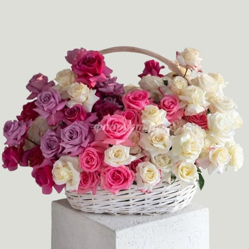 ROMANTIC ROSES IN BASKET