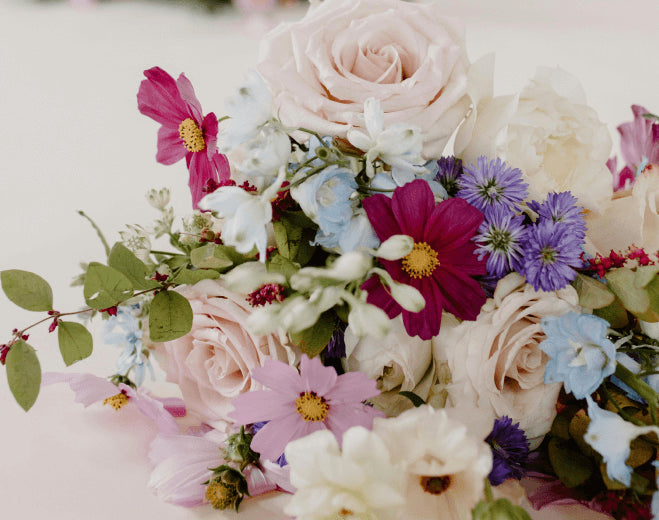 Elegant collection of congratulations flower bouquet delivery Dubai