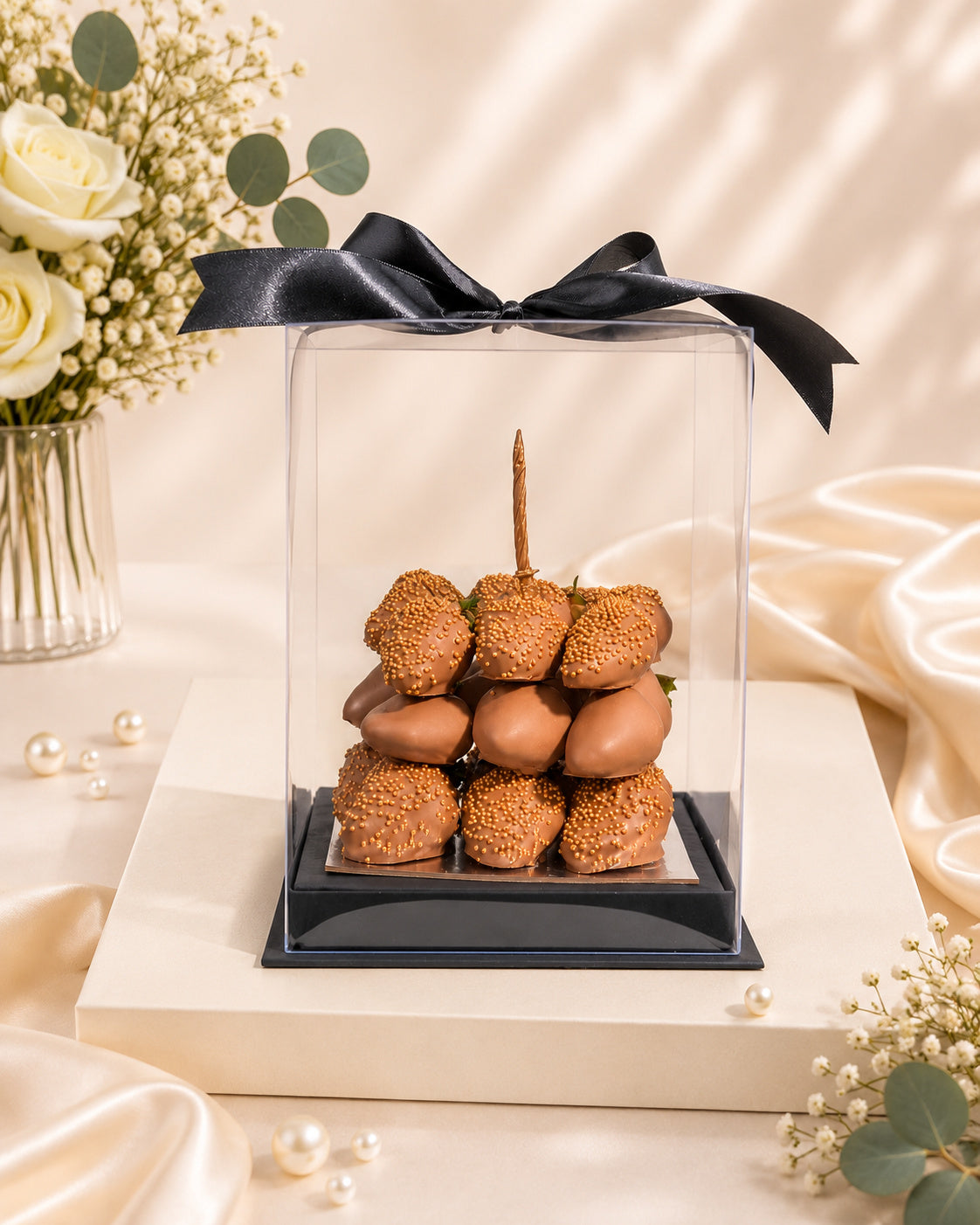 27 Milk Chocolate Strawberries Cube