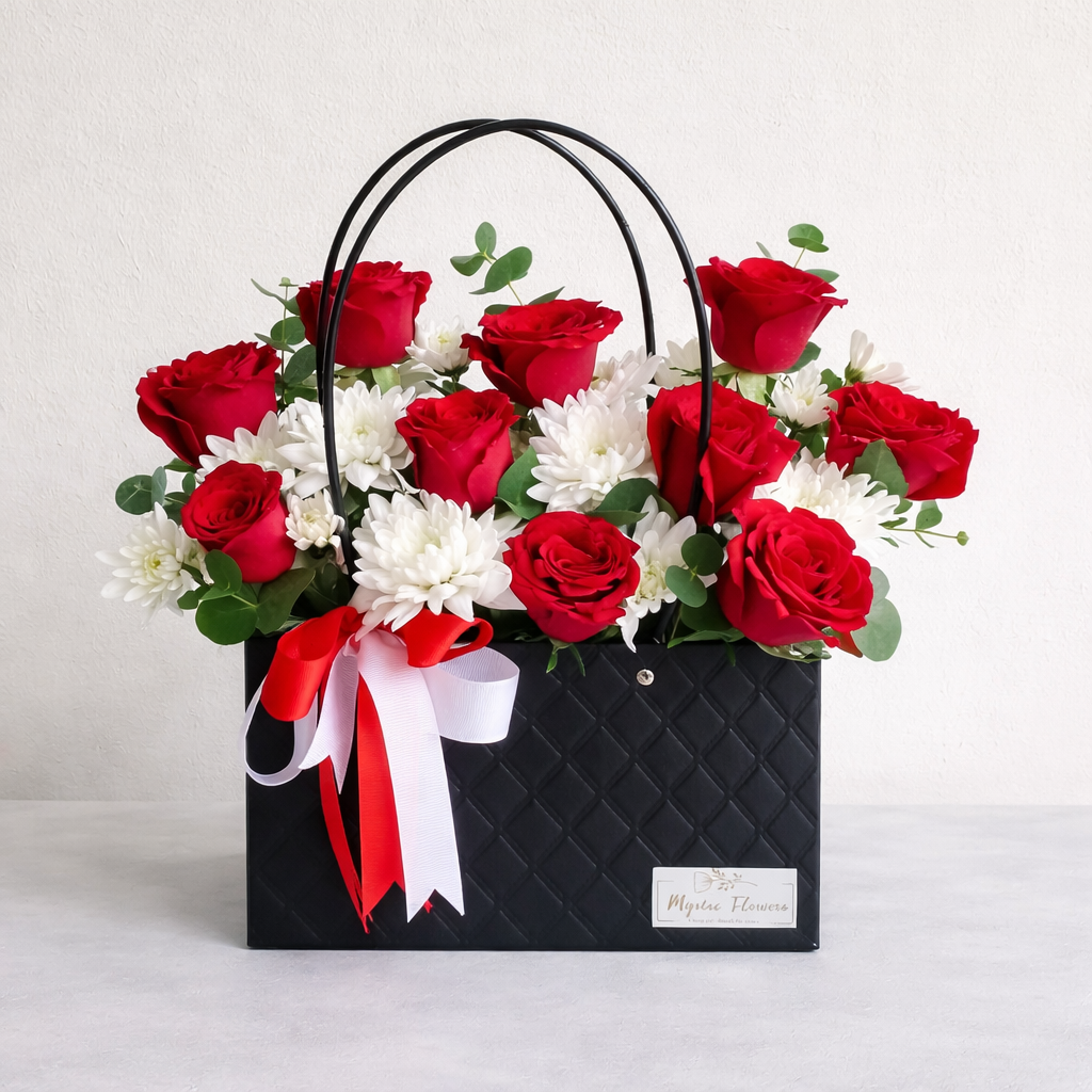 Red And White Roses Bag