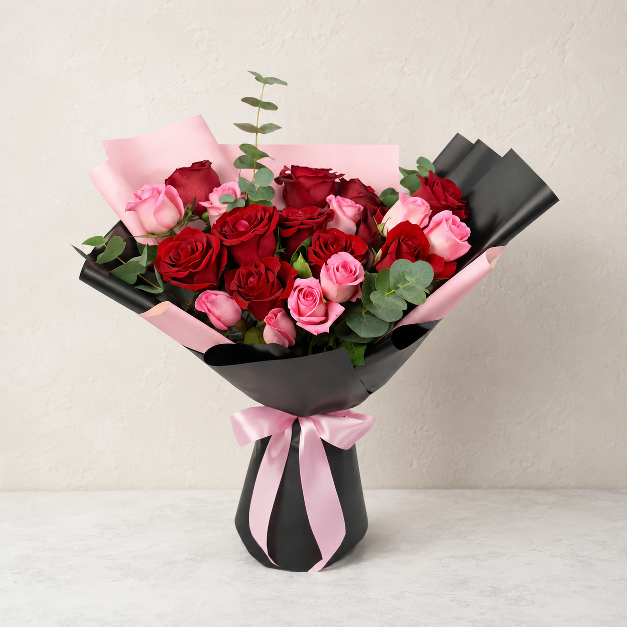 Red And pink Roses Bouquet