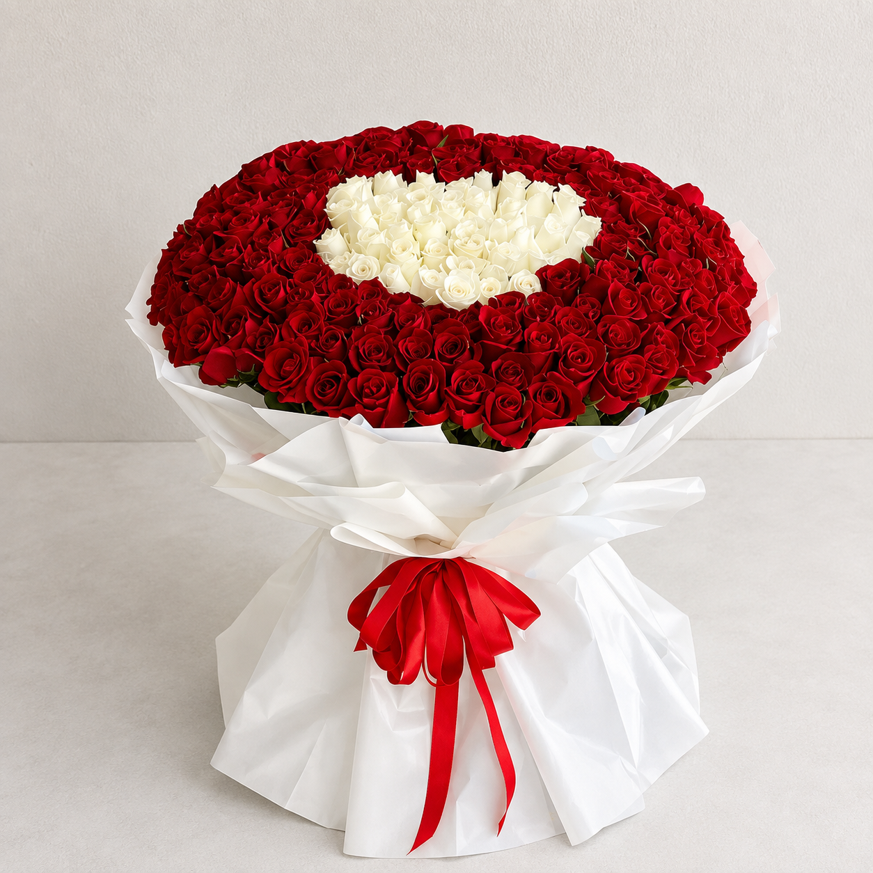 Luxury Bouquet Red & White Roses